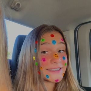 Meet your Posher, Lexi